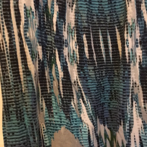 Tank - Picture 2 of 2